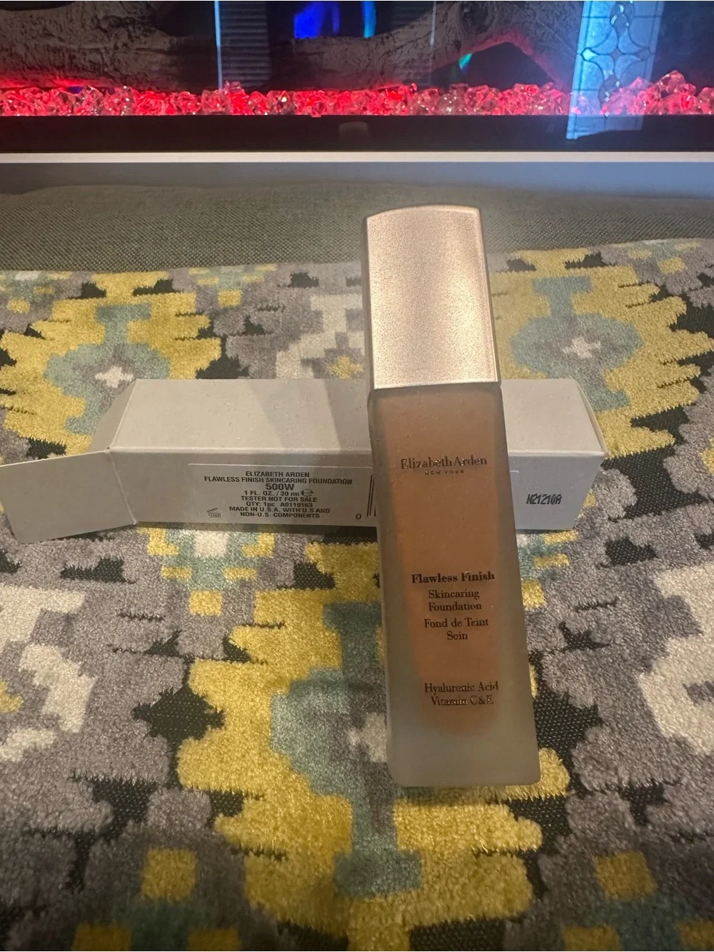 Elizabeth Arden Flawless Finish Skincaring Foundation - Tan 500W Tester
